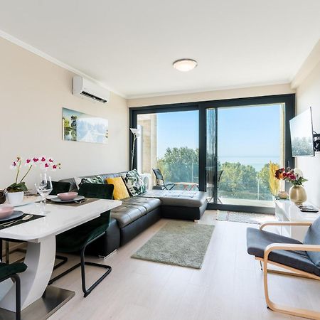 Club Panorama Lake View Apartment Alsóörs エクステリア 写真