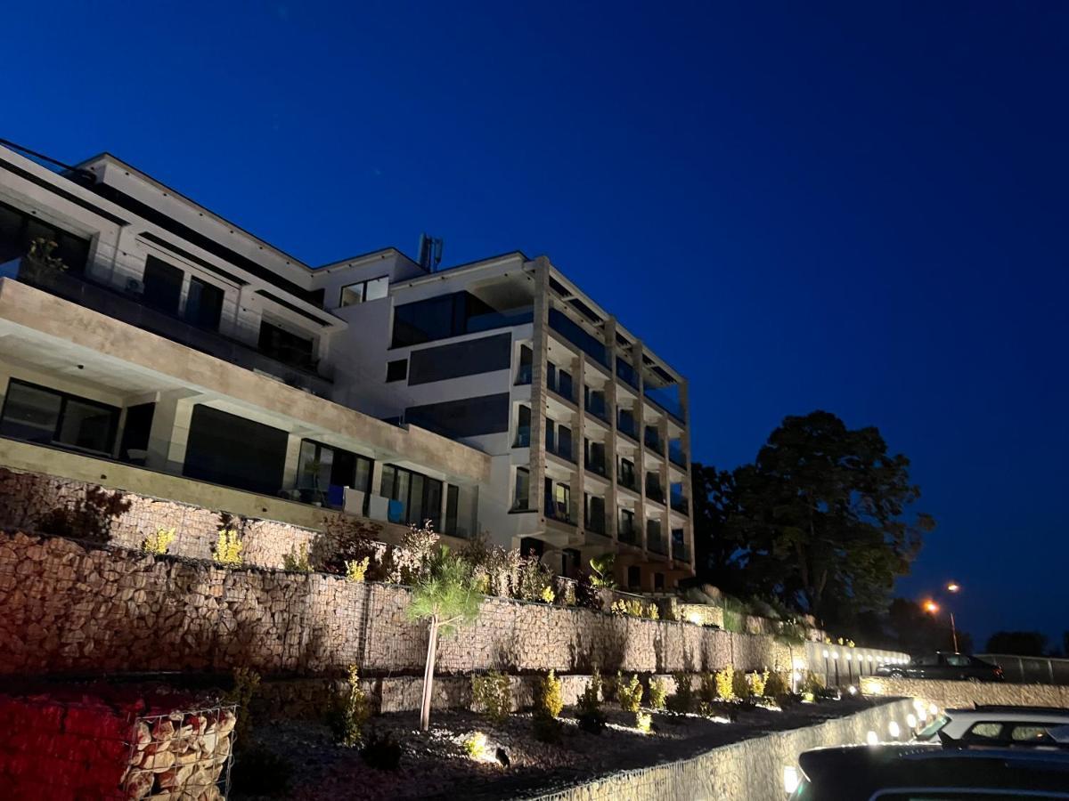 Club Panorama Lake View Apartment Alsóörs エクステリア 写真