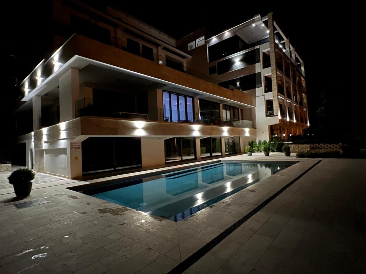 Club Panorama Lake View Apartment Alsóörs エクステリア 写真